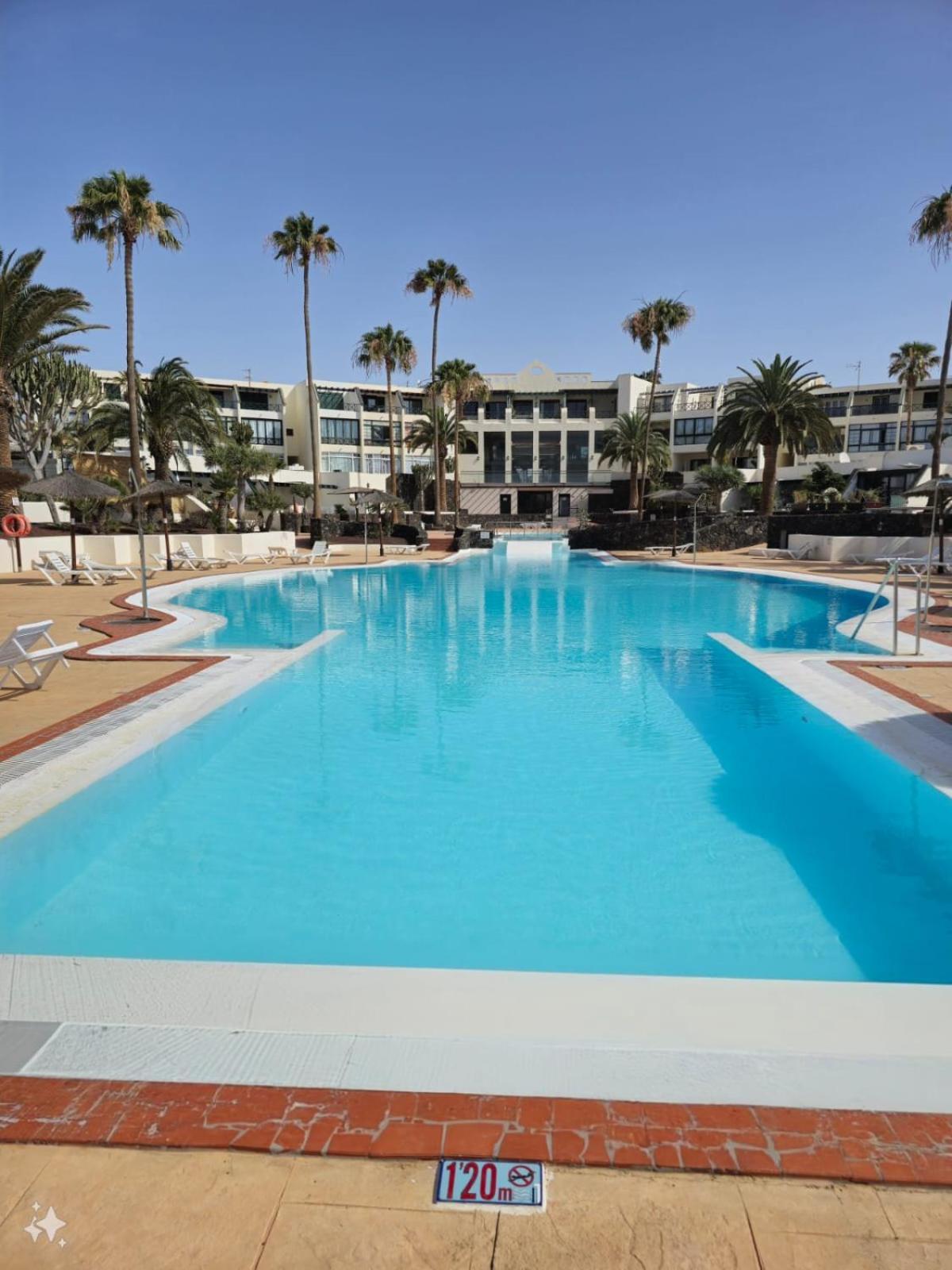 Appartement Lido-playa Roca With Sea Front Access - Free Ac - Wifi